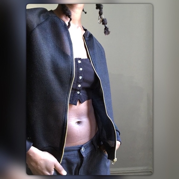 Bomber - Picture 2 of 3